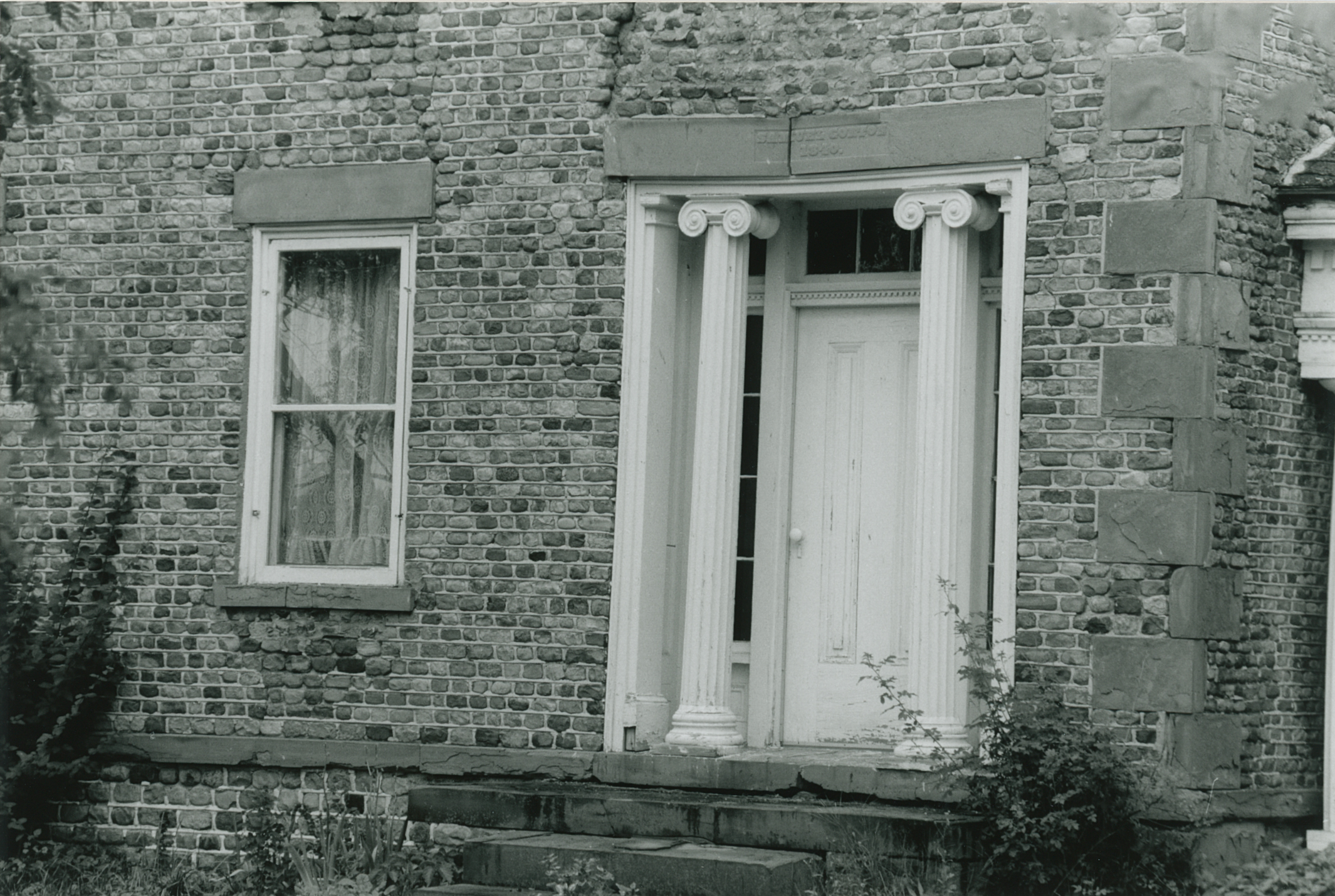 Cov-3 636 Pavilion Warsaw Rd 2